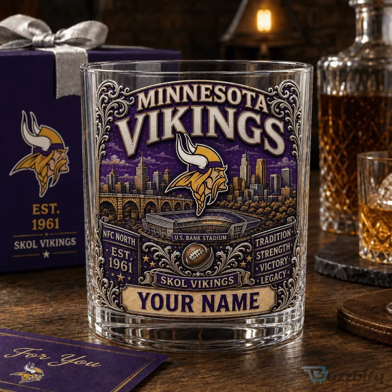 Minnesota Vikings NFL Football Team Personalized Whiskey Glass