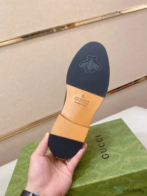 Men's Horsebit Loafer Shoes in Black Leather by Gucci